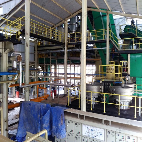 300-500kg/h handling capacity palm oil press equipment in Togo